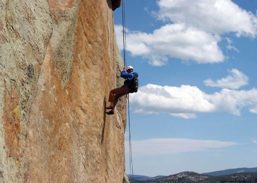 Rock Climbing and Rappelling in Mukteshwar